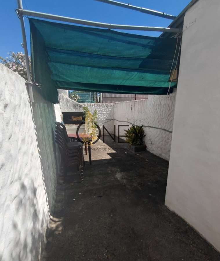 Casa ID.4194 - Oportunidad venta propiedad  dos casas  independientes + dependencia de servicio cerca de la rambla - Piriápolis