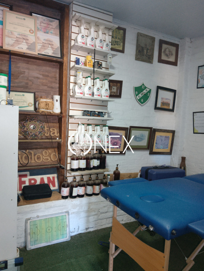 Casa ID.4316 - ONEX VENDE DOBLE POTENCIAL COMERCIAL