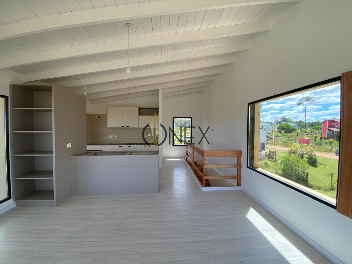 Casa ID.1404 - ¡Se vende espectacular casa a estrenar! de tres dormitorios, en Club del Lago, Punta Ballena  