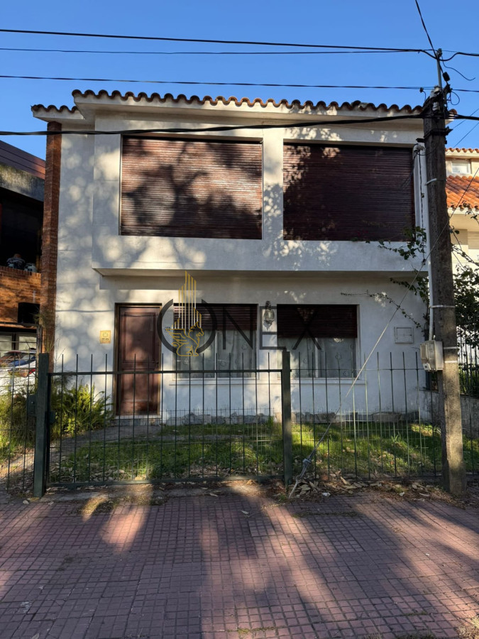 Casa ID.3023 - Casa en Carrasco Sur FLIA o EMPRESA !