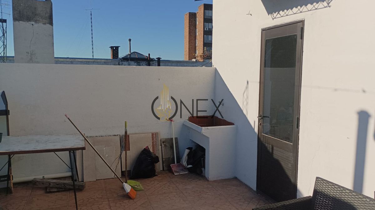 Casa ID.2151 - PROPIEDAD CENTRICA EN ALQUILER PAYSANDU