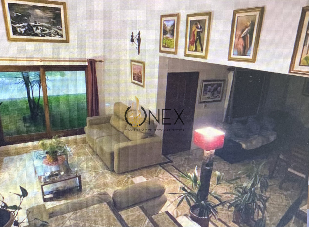 Casa ID.1514 - Gran Oportunidad Venta de Casa y Apartamento La Floresta a Pasos de La Playa.