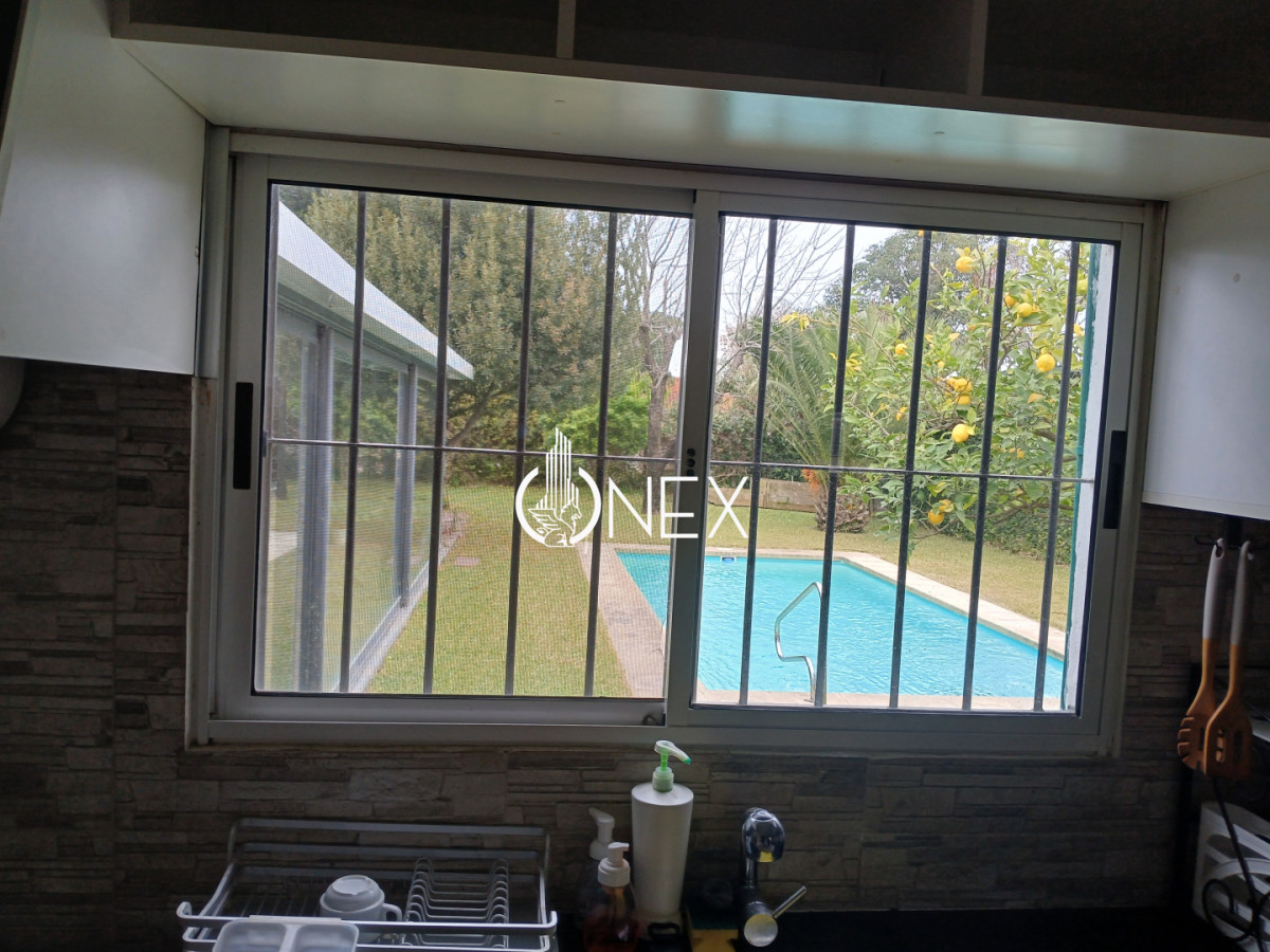 Casa ID.4713 - Se vende casa en Atlantida 
