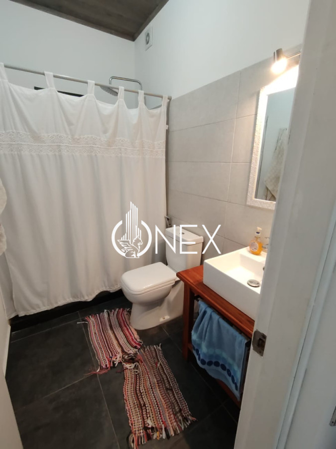 Casa ID.4951 - HERMOSA PROPIEDAD EN VENTA CON APARTAMENTO INDEPENDIENTE 