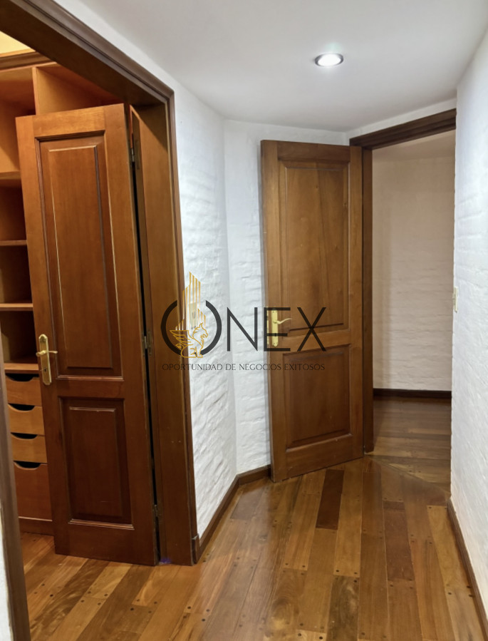 Casa ID.3373 - LUJO Y COMODIDAD Venta o Alquiler Casa Lomas Tahona 3D suite Playroom Estar Terraza Gge Piscina Parrillero