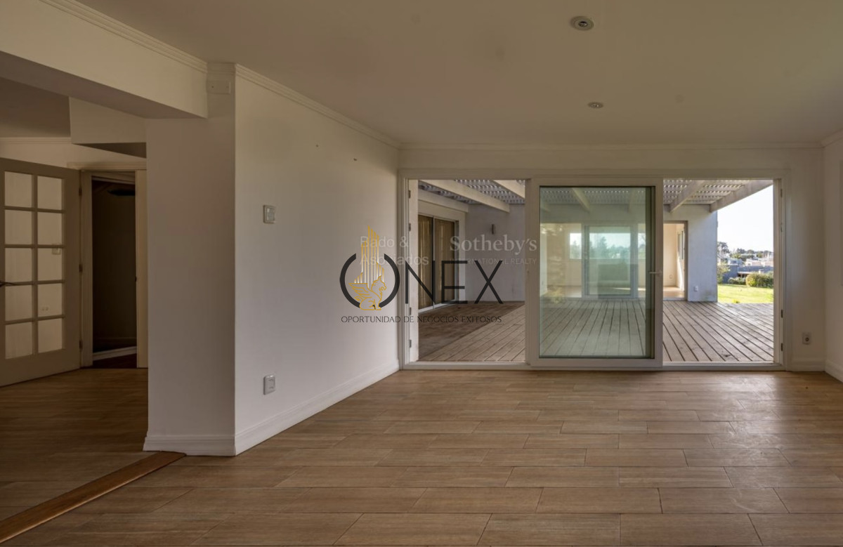 Casa ID.3374 - TU NUEVA VIDA EMPIEZA ACÁ! Venta Casa Altos la Tahona 3D Suite, estar, 2 plantas excelente ubicación  