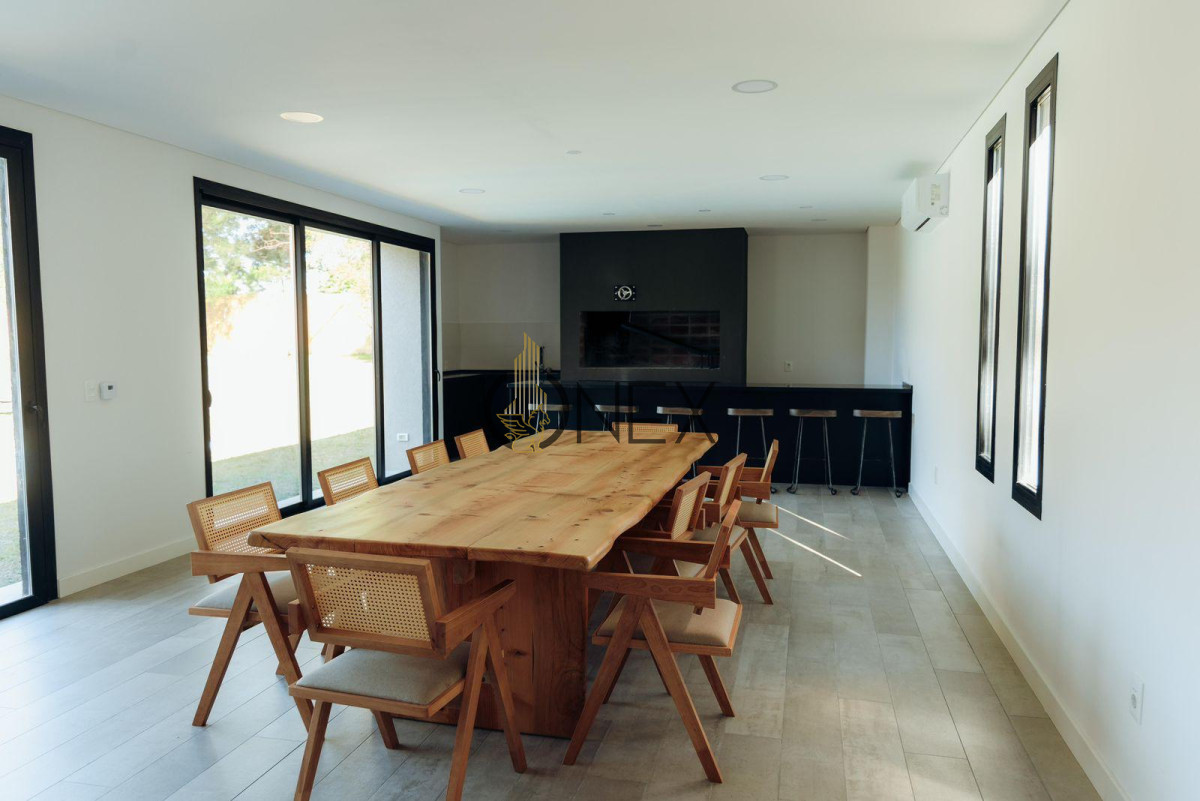 Casa ID.1587 - SE VENDE CASA EN BARRIO PRIVADO CARMEL