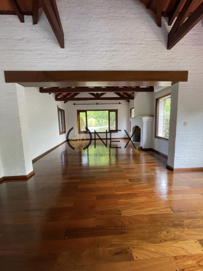 Casa ID.3373 - LUJO Y COMODIDAD Venta o Alquiler Casa Lomas Tahona 3D suite Playroom Estar Terraza Gge Piscina Parrillero