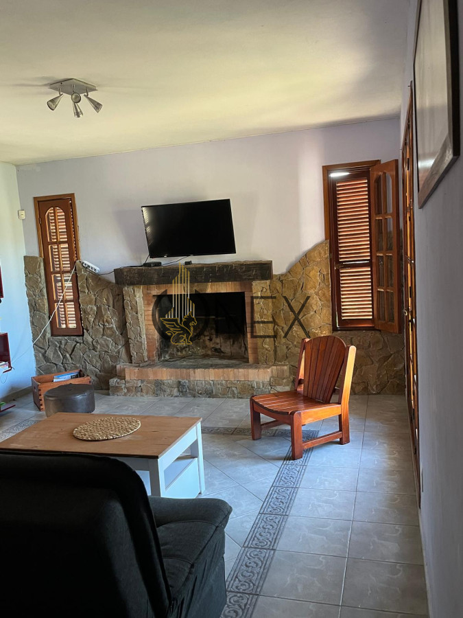 Casa ID.1661 - CASA EN VENTA CON GRAN TERRENO 