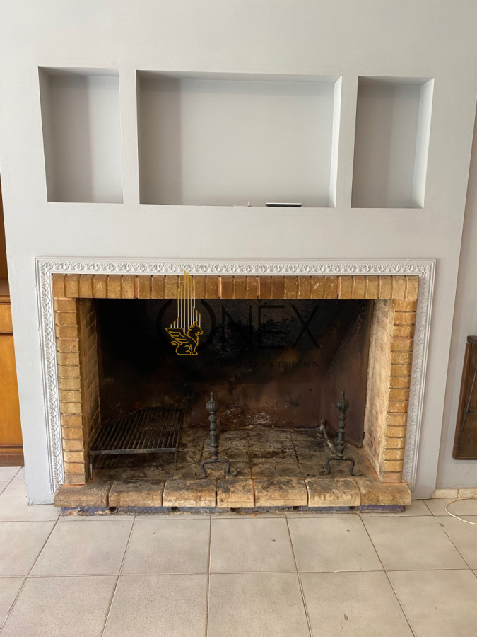 Casa ID.1534 - SE VENDE GRAN CASA EN CENTRO DE PAYSANDU