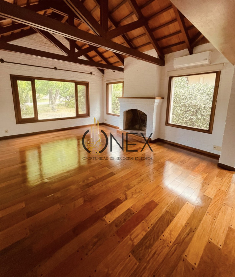 Casa ID.3373 - LUJO Y COMODIDAD Venta o Alquiler Casa Lomas Tahona 3D suite Playroom Estar Terraza Gge Piscina Parrillero