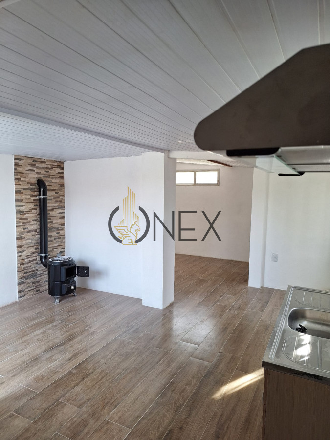 Casa ID.3146 - Alquiler de casa en Guazivurá nuevo