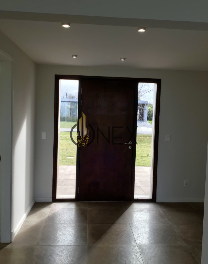 Casa ID.2275 - Casa en Barrios Privados, Viñedos de la Tahona