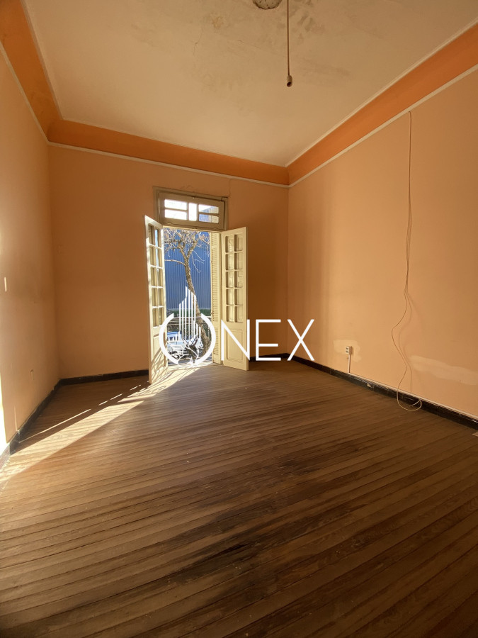 Casa ID.3141 - GRAN PROPIEDAD EN VENTA PARA INVERSORES EN LA CIUDAD DE SALTO