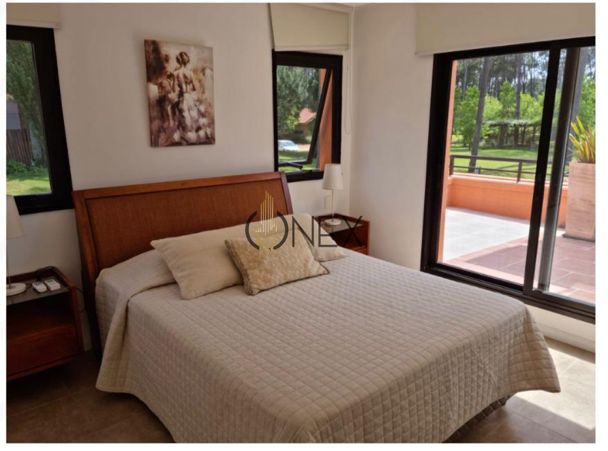 Casa ID.2087 - Venta casa Barrio Privado Jardin en Maldonado dos dormitorios