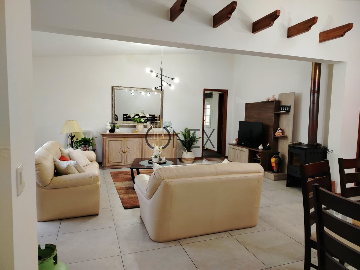 Casa ID.2832 - Hermosa Propiedad en Salinas Sur