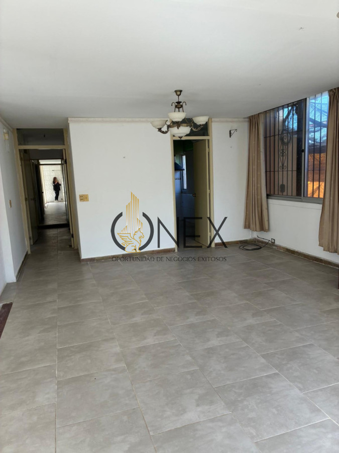 Casa ID.3627 - Se vende hermoso Chalet en Parque del Plata Sur