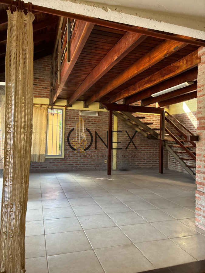 Casa ID.3627 - Se vende hermoso Chalet en Parque del Plata Sur