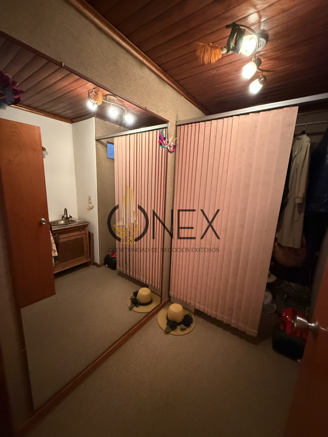 Casa ID.3526 - Se vende casa 5 dormitorios a pasos del centro de Tacuarembó 