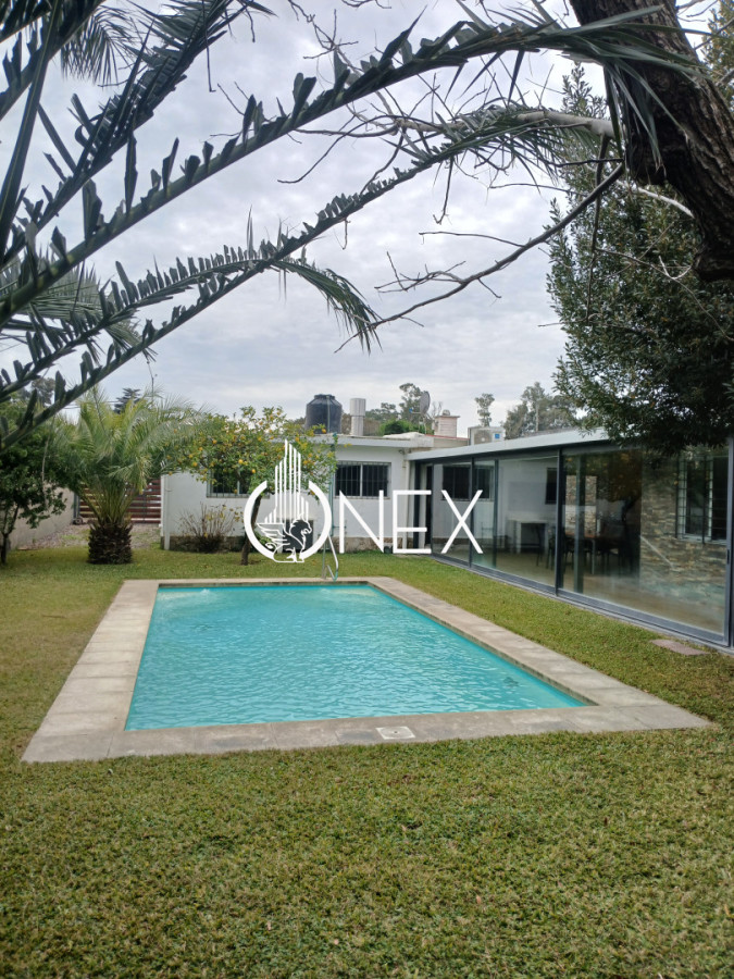 Casa ID.4713 - Se vende casa en Atlantida 