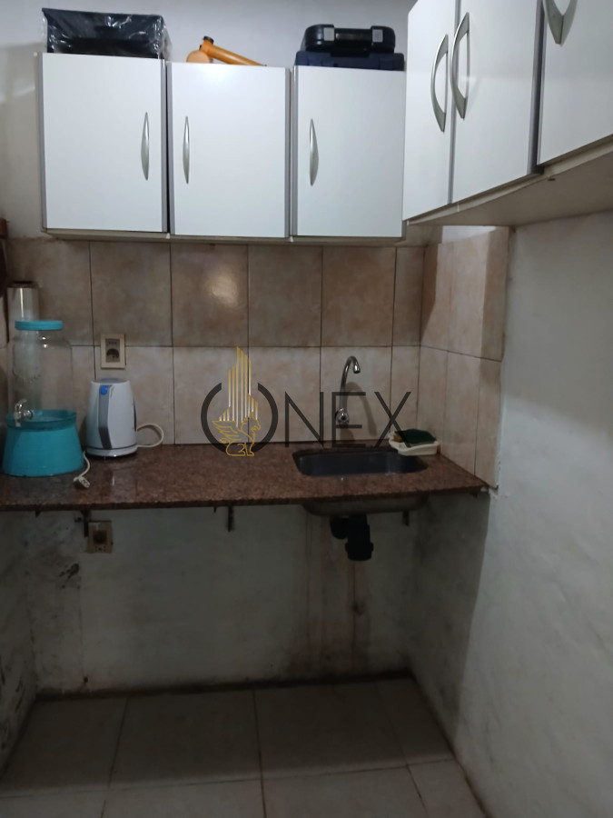 Casa ID.2756 - GALPON ALQUILER 1000M2