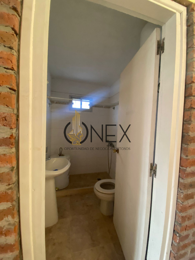 Casa ID.3627 - Se vende hermoso Chalet en Parque del Plata Sur