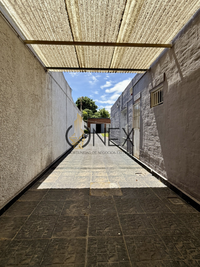 Casa ID.3190 - VENTA CASA 3 DORMITORIOS, PADRÓN ÚNICO, FONDO Y BARBACOA, MALVIN SUR