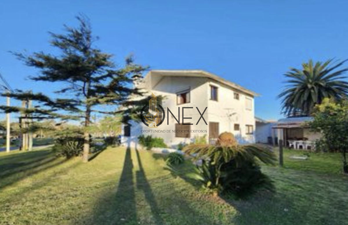 Casa ID.1514 - Gran Oportunidad Venta de Casa y Apartamento La Floresta a Pasos de La Playa.