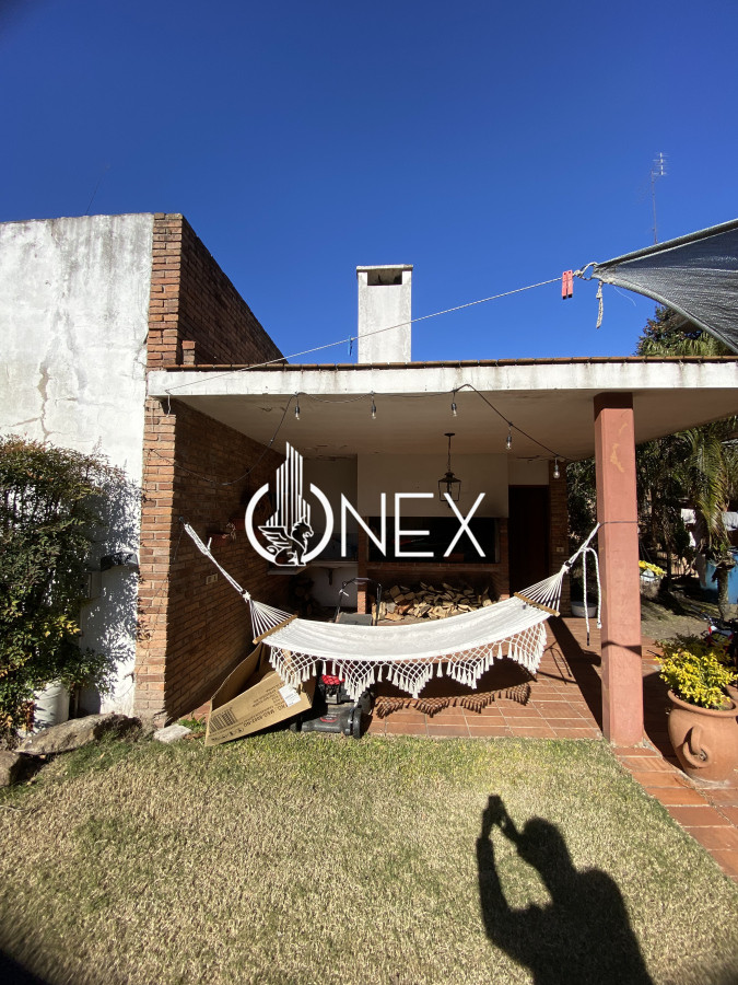 Casa ID.2717 - ESPECTACULAR PROPIEDAD FRENTE A PLAZA EN VENTA PAYSANDU 