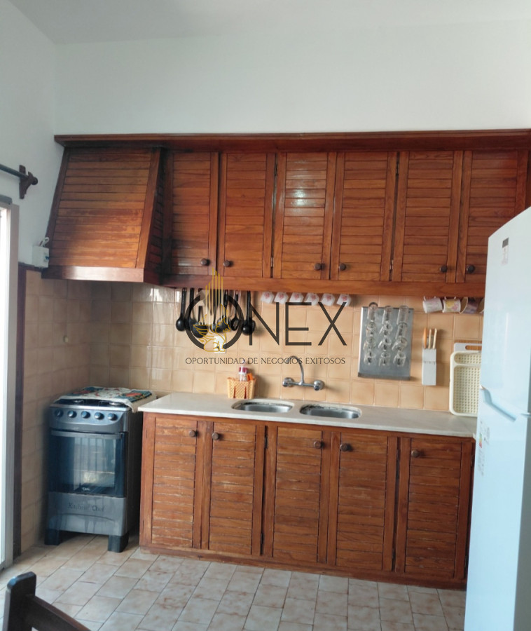 Casa ID.4194 - Oportunidad venta propiedad  dos casas  independientes + dependencia de servicio cerca de la rambla - Piriápolis