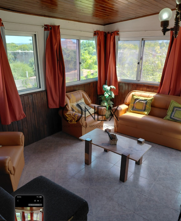 Casa ID.4194 - Oportunidad venta propiedad  dos casas  independientes + dependencia de servicio cerca de la rambla - Piriápolis