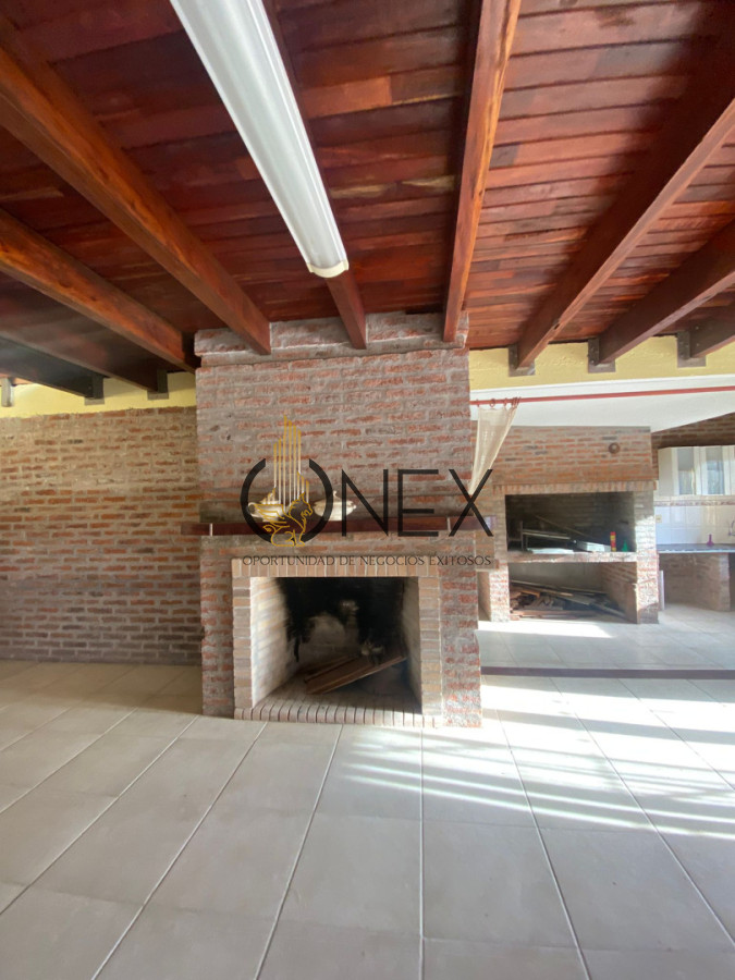 Casa ID.3627 - Se vende hermoso Chalet en Parque del Plata Sur