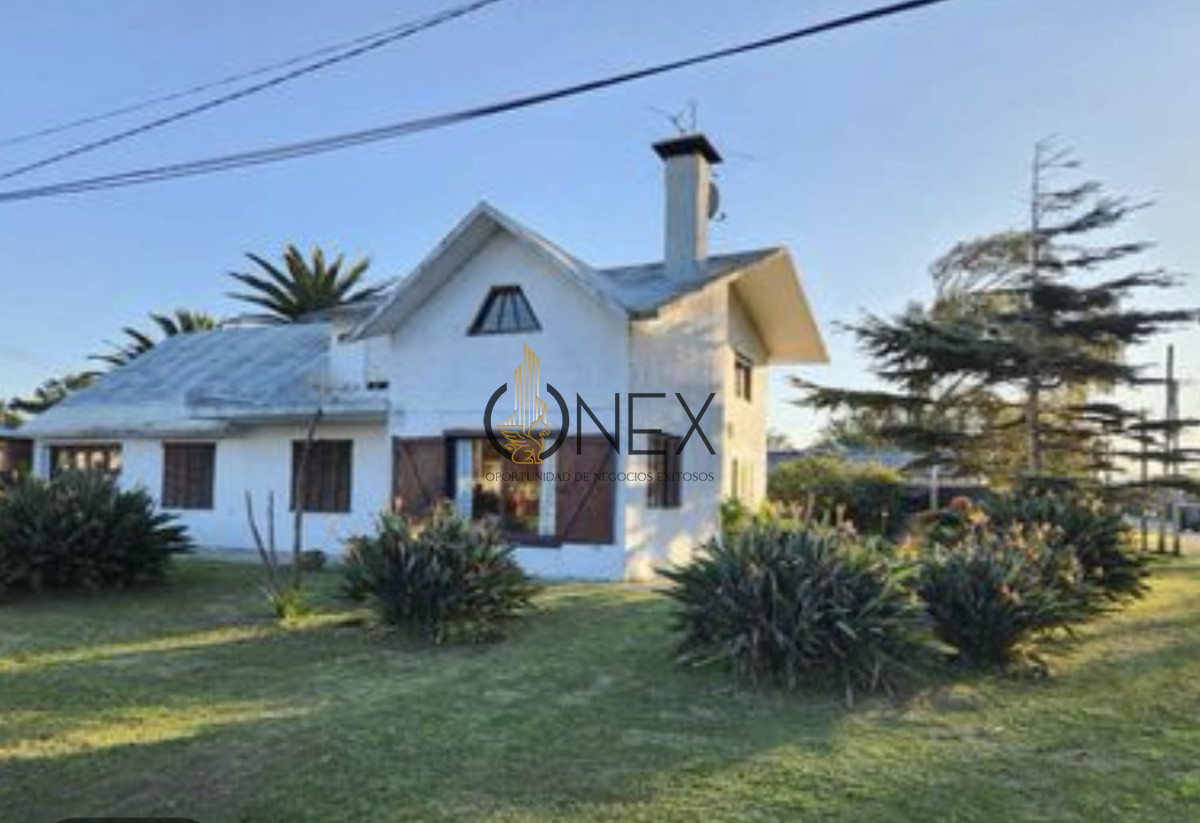 Casa ID.1514 - Gran Oportunidad Venta de Casa y Apartamento La Floresta a Pasos de La Playa.