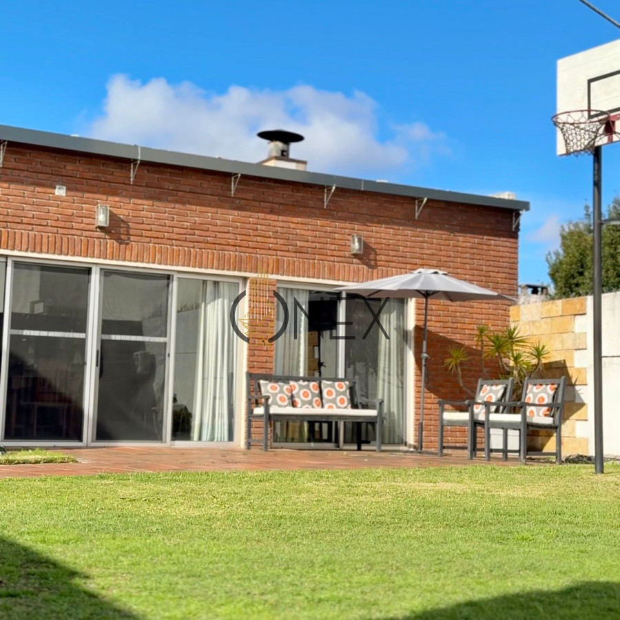 Casa ID.3190 - VENTA CASA MALVIN SUR, 3 DORMITORIOS , GARAGE