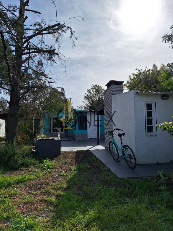 Casa ID.3146 - Alquiler de casa en Guazivurá nuevo