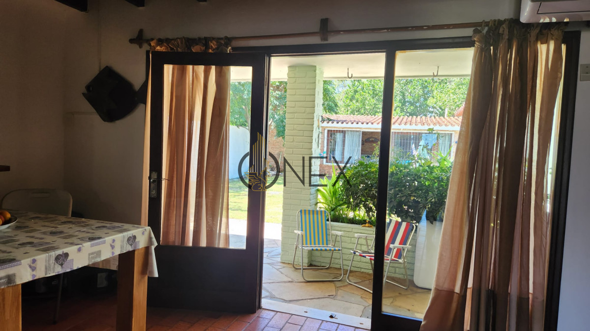 Casa ID.1663 - Casa en venta