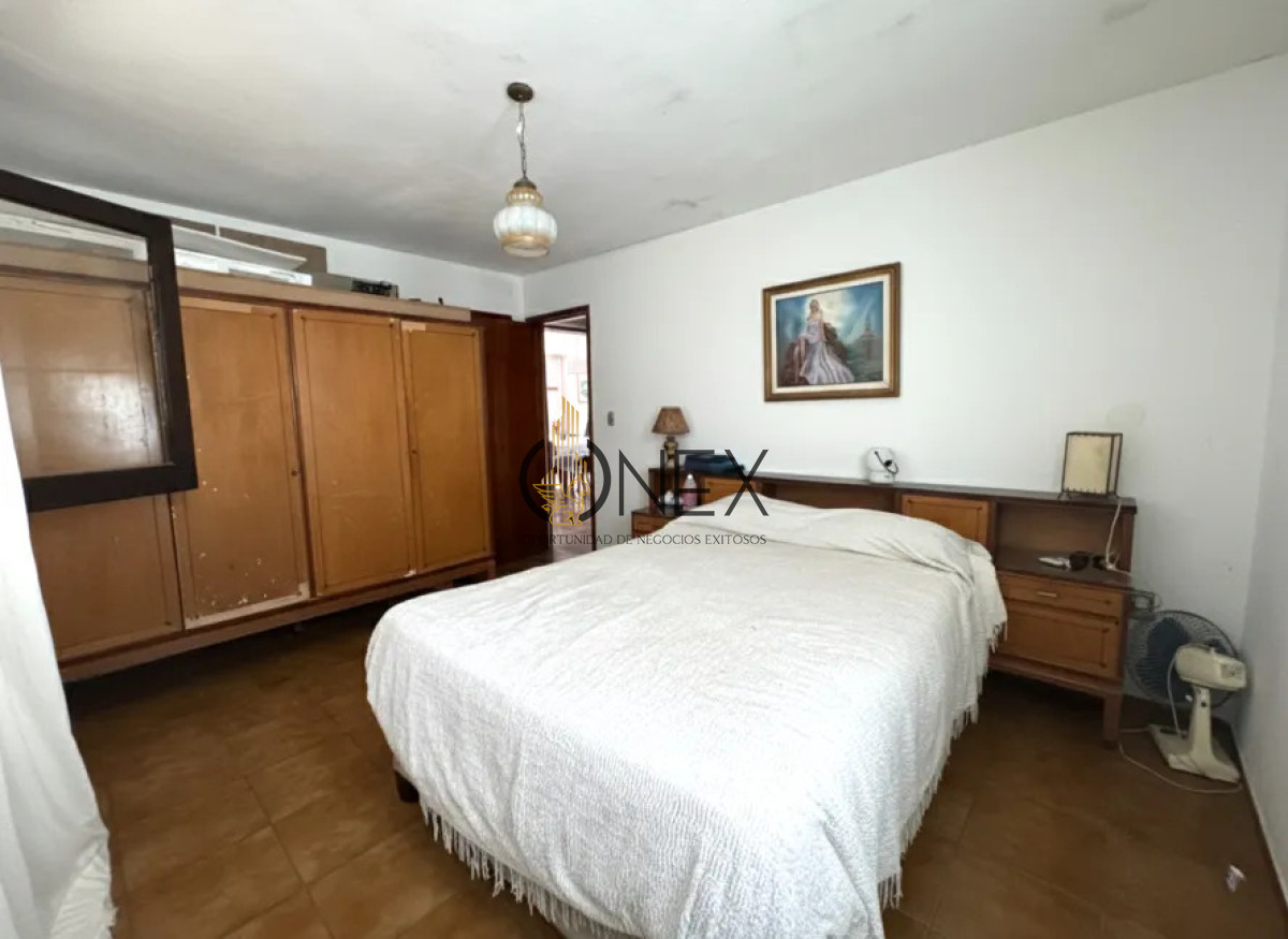 Casa ID.1514 - Gran Oportunidad Venta de Casa y Apartamento La Floresta a Pasos de La Playa.