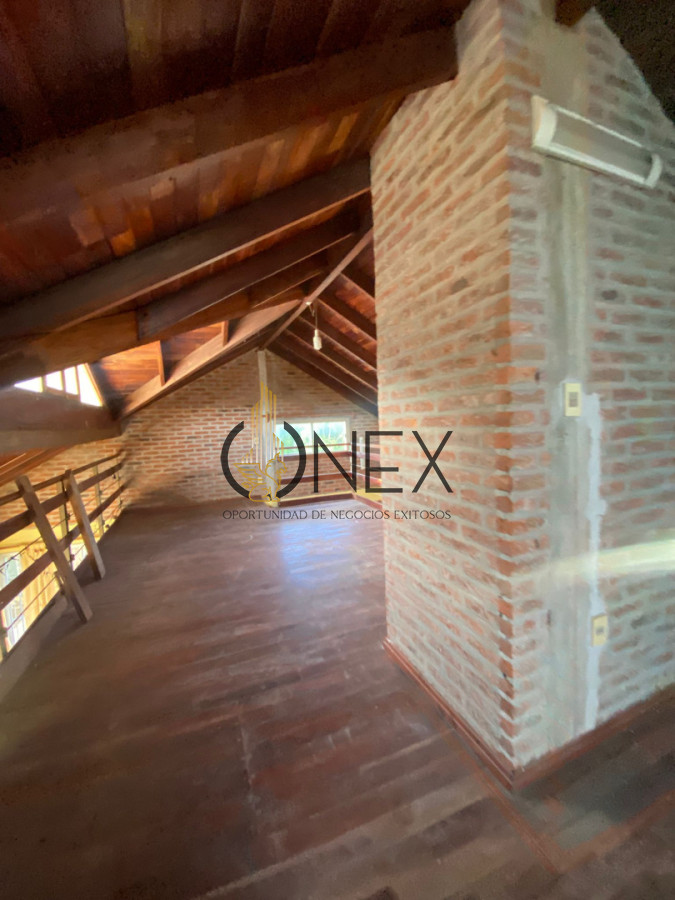 Casa ID.3627 - Se vende hermoso Chalet en Parque del Plata Sur