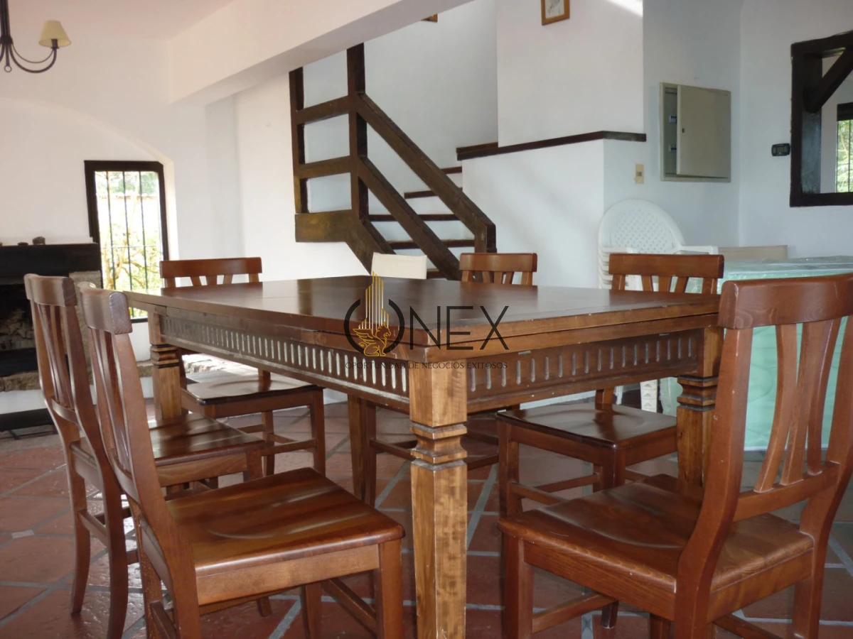 Casa ID.4333 - Casa Tipo Castillo en Venta - Frente al Mar 