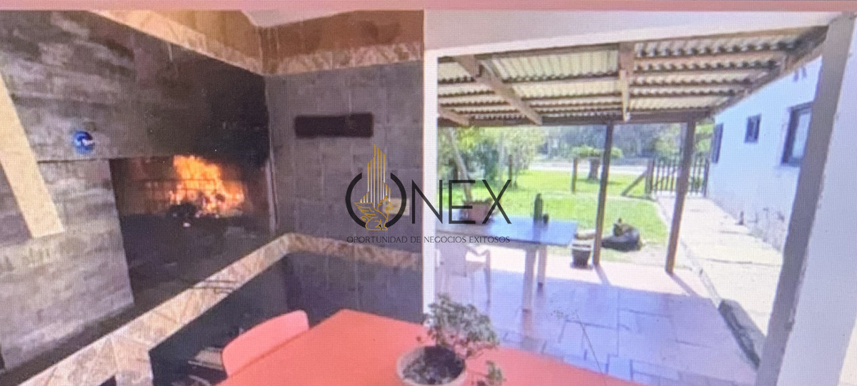 Casa ID.1514 - Gran Oportunidad Venta de Casa y Apartamento La Floresta a Pasos de La Playa.