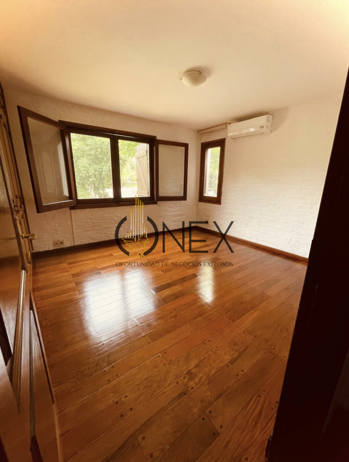 Casa ID.3373 - LUJO Y COMODIDAD Venta o Alquiler Casa Lomas Tahona 3D suite Playroom Estar Terraza Gge Piscina Parrillero