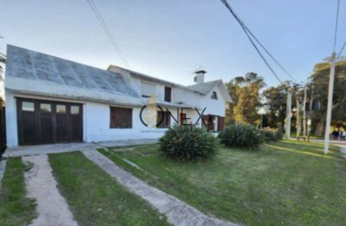 Casa ID.1514 - Gran Oportunidad Venta de Casa y Apartamento La Floresta a Pasos de La Playa.