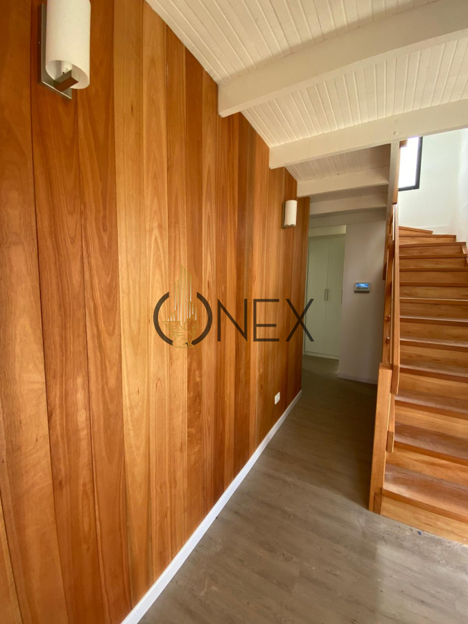 Casa ID.1404 - ¡Se vende espectacular casa a estrenar! de tres dormitorios, en Club del Lago, Punta Ballena  