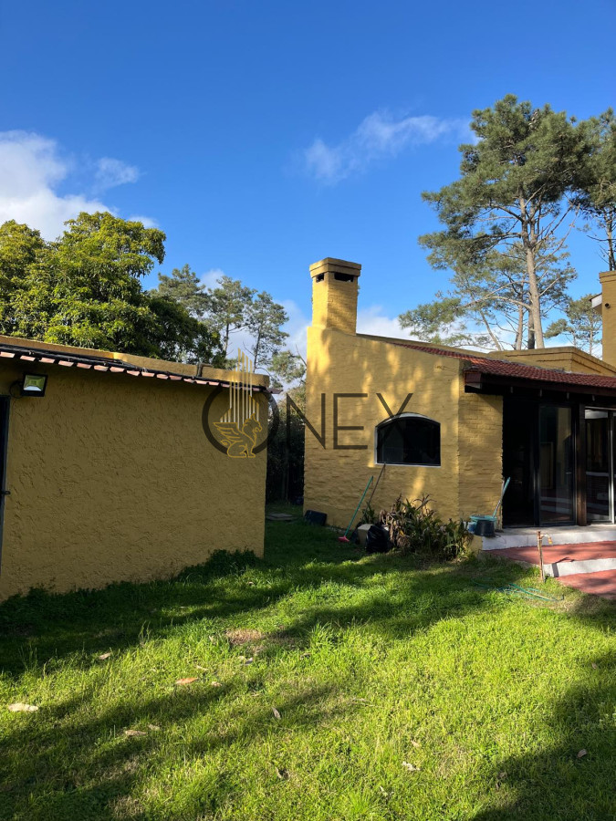 Casa ID.1186 - Se vende casa en El Pinar sur