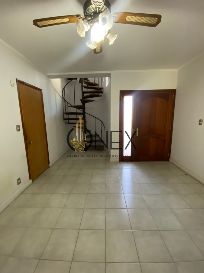 Casa ID.1534 - SE VENDE GRAN CASA EN CENTRO DE PAYSANDU