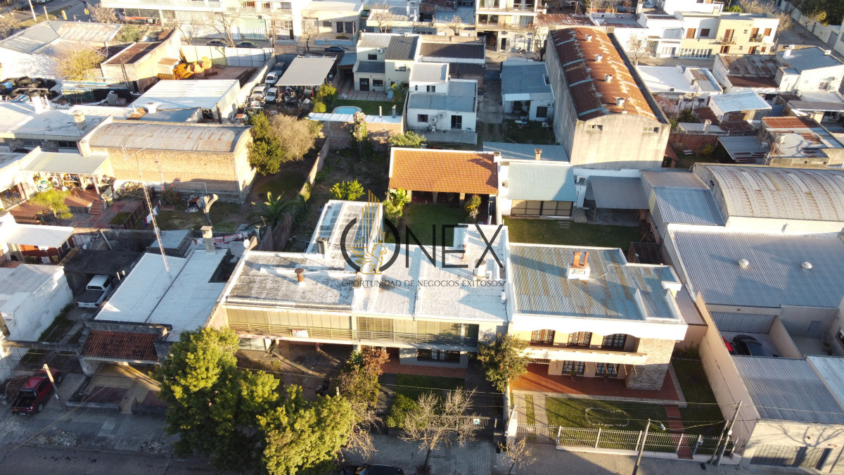 Casa ID.2575 - ESTRATEGICA PROPIEDAD CENTRICA EN VENTA 