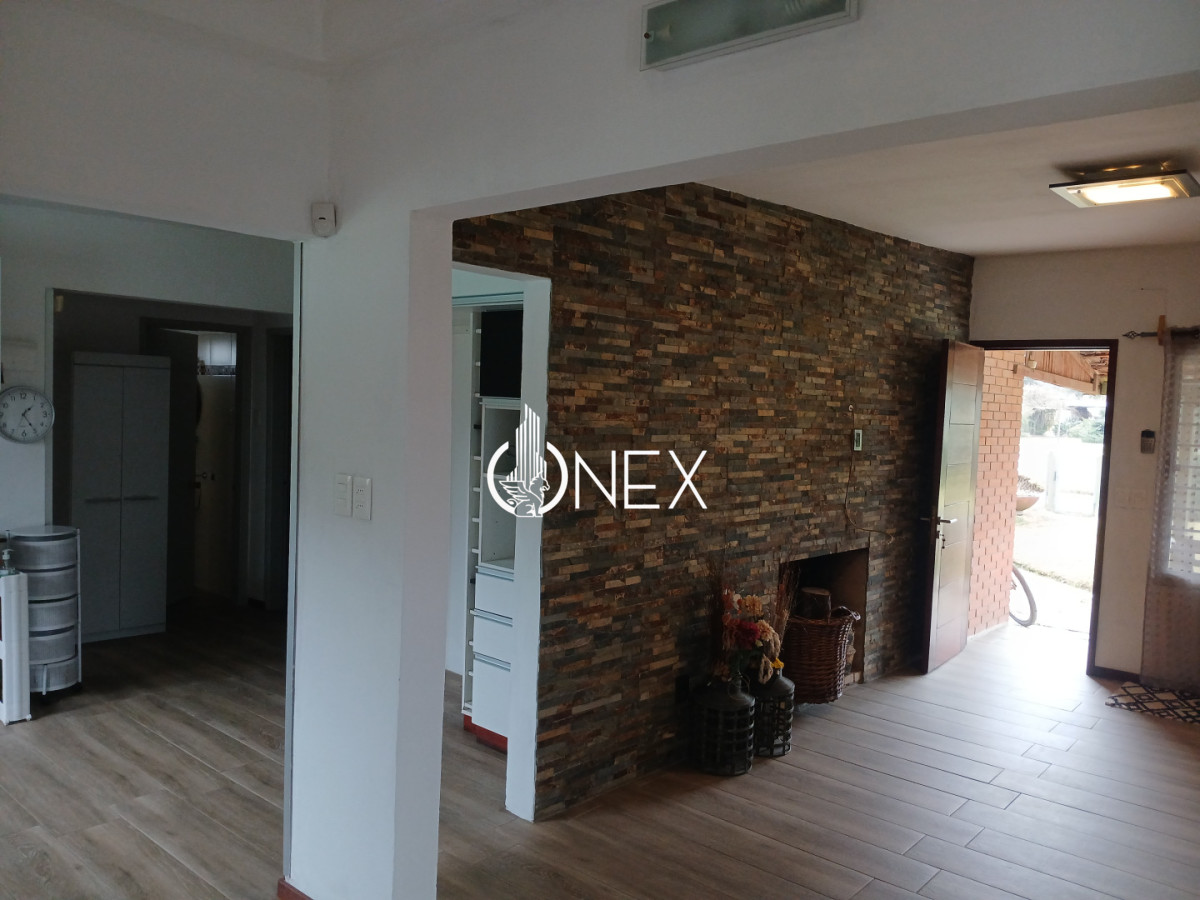 Casa ID.4713 - Se vende casa en Atlantida 
