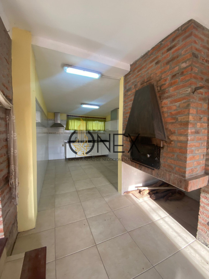 Casa ID.3627 - Se vende hermoso Chalet en Parque del Plata Sur