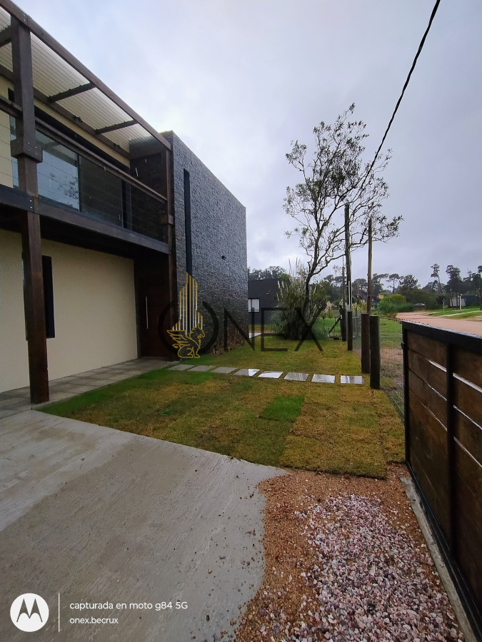 Casa ID.1851 - Casa en Punta del Este, Laguna del Diario