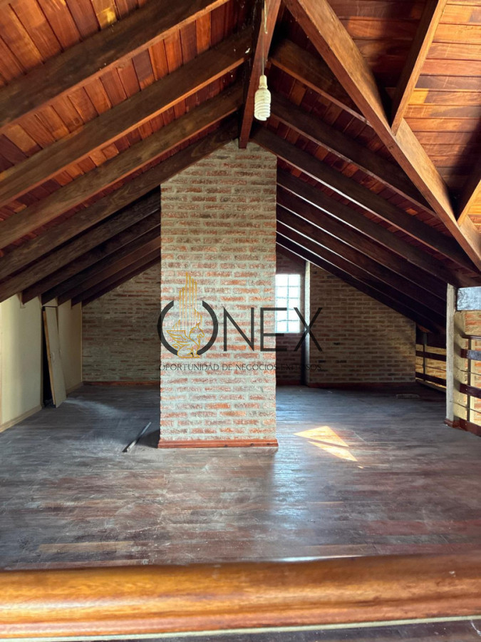 Casa ID.3627 - Se vende hermoso Chalet en Parque del Plata Sur